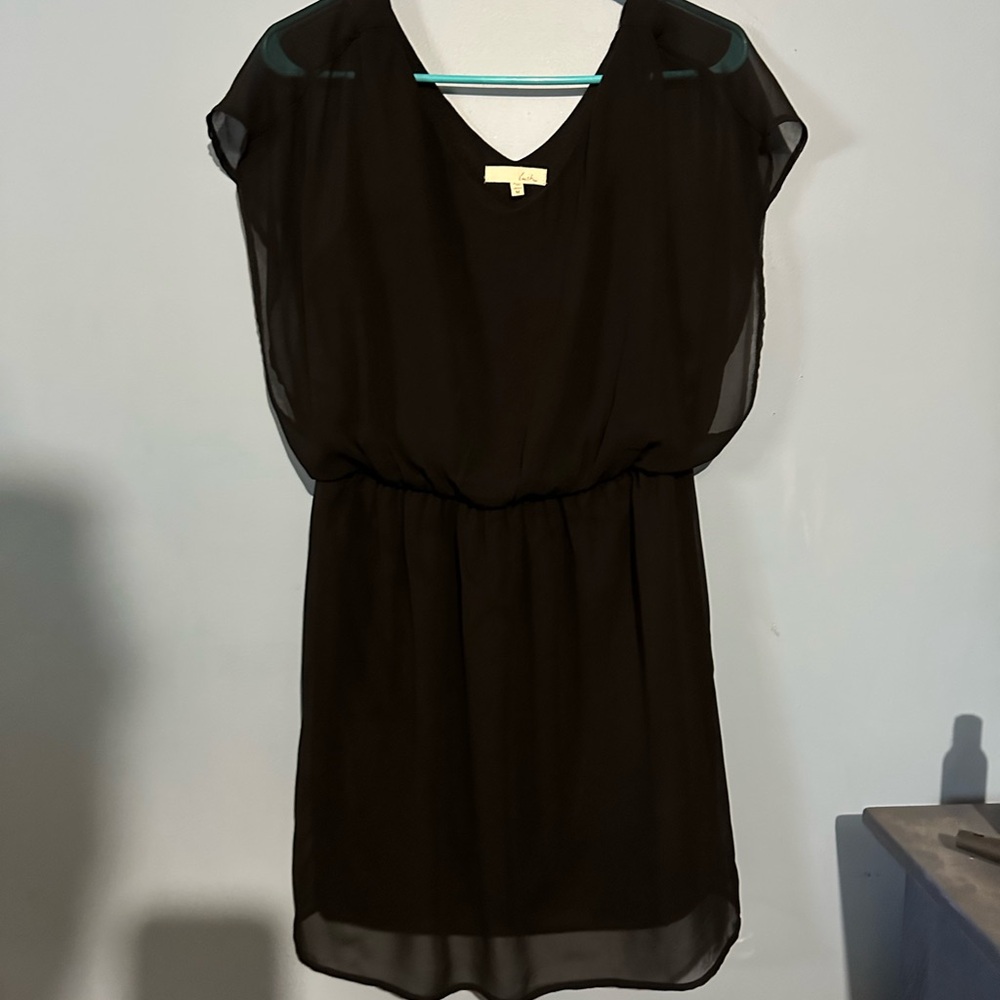 Lush Black Sheath Mini Dress with V-Neck and Dolman Cap Sleeves